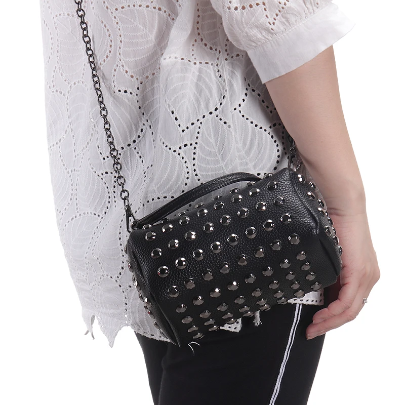 

ZLON Fashion Women Rivets Shoulder Bag High Quality Bucket Bag Mini Lovely Messenger Bag Women Leather Crossbody Bag N104