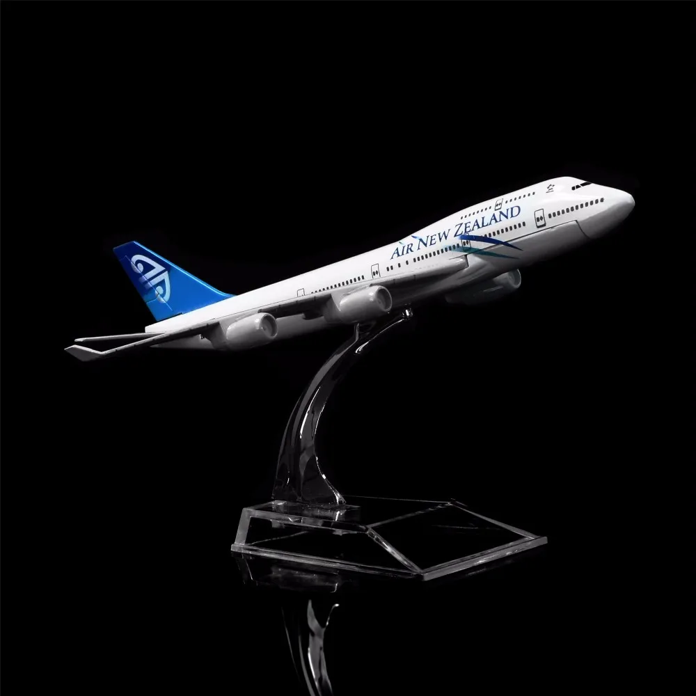 1: 400 16 см Новая Zealand Airline Boeing 747 металлическая модель самолета офисное украшение