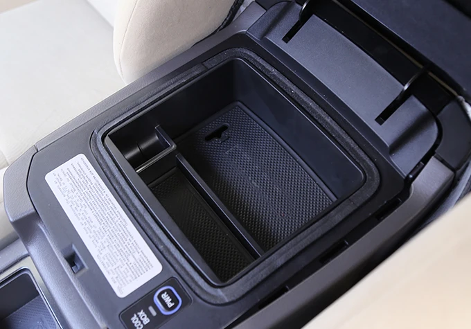 

1pc for TOYOTA PRADO 2003-2016 2003-2009 Central storage box Tray