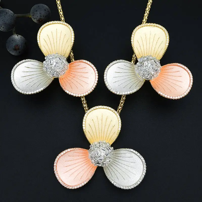 ModemAngel Elegant 3 Tone Gold Flower Earring Necklace Jewelry Set for Women Engagement Wedding Party Gift Fashion | Украшения и