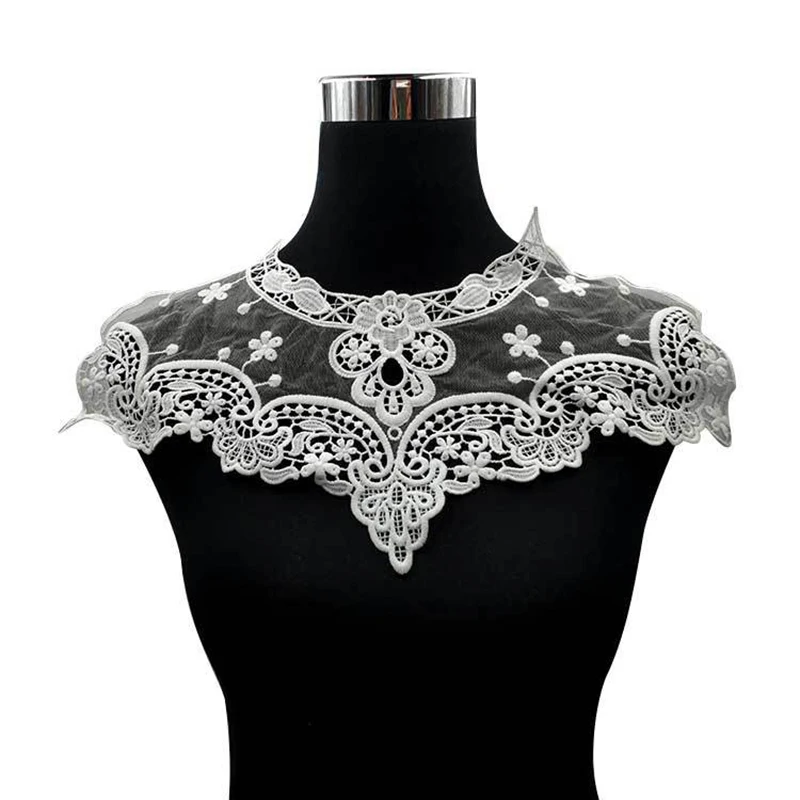 

Retro Hollow Lace Floral Sewing Applique Round Neck Collar Neckline Fake Collar Ladies Women Vintage Korean Clothes Accessories