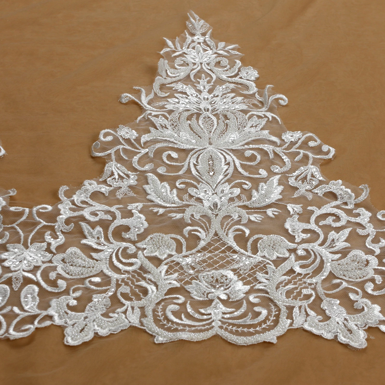 Новинка крупный узор тяжелые бусины кружева аксессуары для одежды кукол 48 см по