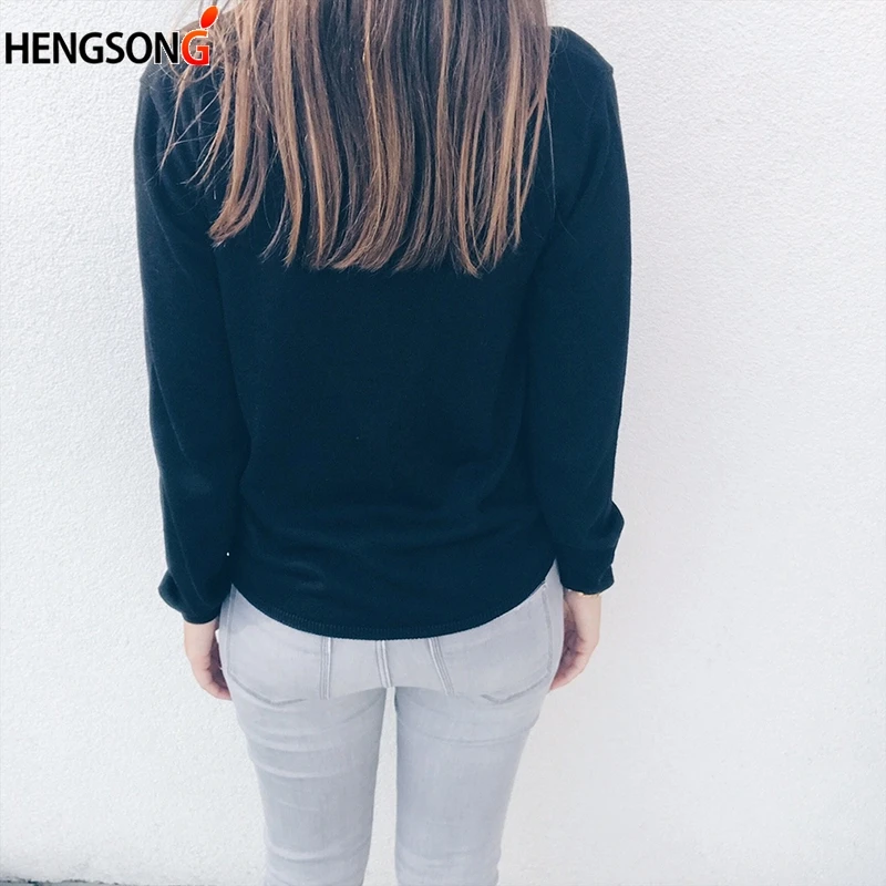 Женский свитер с длинным рукавом и треугольным вырезом | Женская одежда