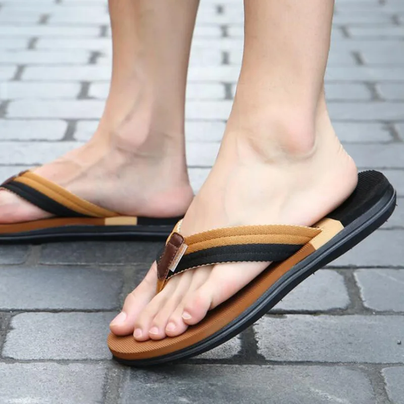 Новое поступление Летние мужские Вьетнамки Пляжные сандалии высокого качества