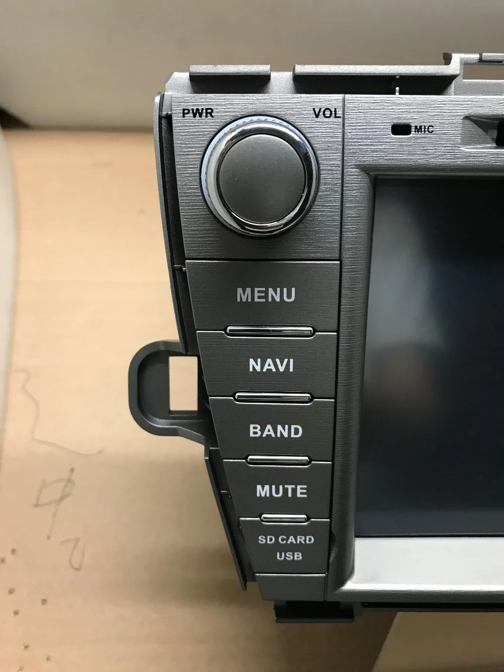 BYNCG 8 дюймов Android 8,0 Восьмиядерный 2 Гб ram автомобильный DVD для TOYOTA PRIUS 2009-2012 1024*600 емкостный экран, 32 Гб gps BT wifi