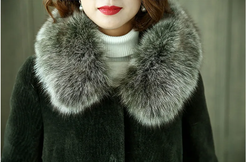 

AYUNSUE 2020 Loose Warm Sheep Shearing Fur Coat Female Wool Jackets With Natural Fox Fur Collar Hooded Winter Jacket Women YQ984
