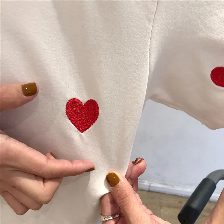 Новинка 2019 женская маленькая футболка в Корейском стиле с вышивкой Love Милая
