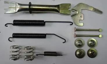 

MR 493384 T MR 493385 T Brake repair kit For PAJERO V33 4WD