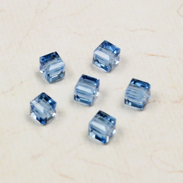 Квадратные кубики высшего качества из китая граненые стеклянные кварца 6х6 мм