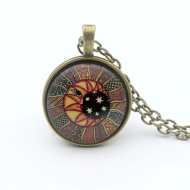 Ожерелье с подвеской в виде улыбающегося лица ожерелье ручной работы из стекла