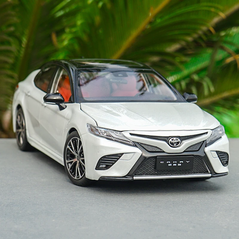 Изысканный 1:18 Toyota восьмого поколения Camry спортивная версия модели сплава автомобиля, коллекционная машинка Модель украшения