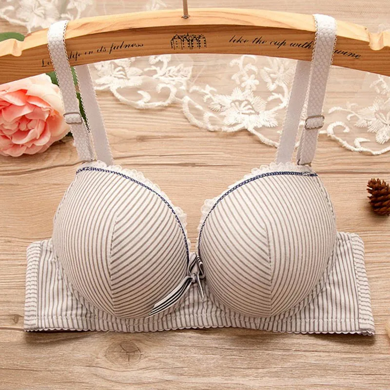 Милый японский бюстгальтер для девушек без стальных колец с маленькой грудью
