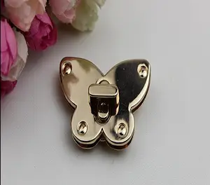 (6 шт.лот) высококлассные гальванические золотые кожаные бабочки Поворотный замок diy Металлические сумочки декоративные пряжки аксессуары
