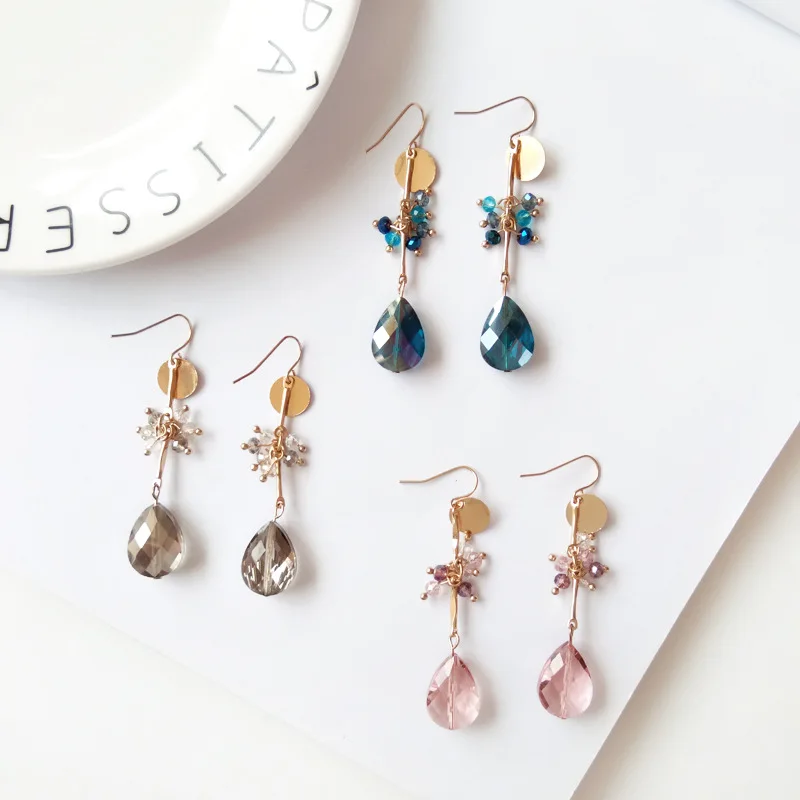 Милые эффектные длинные разноцветные блестящие хрустальные серьги-клипсы с