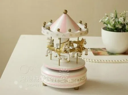 Бесплатная доставка. Креативный/День рождения/дружба любовь подарок карусель