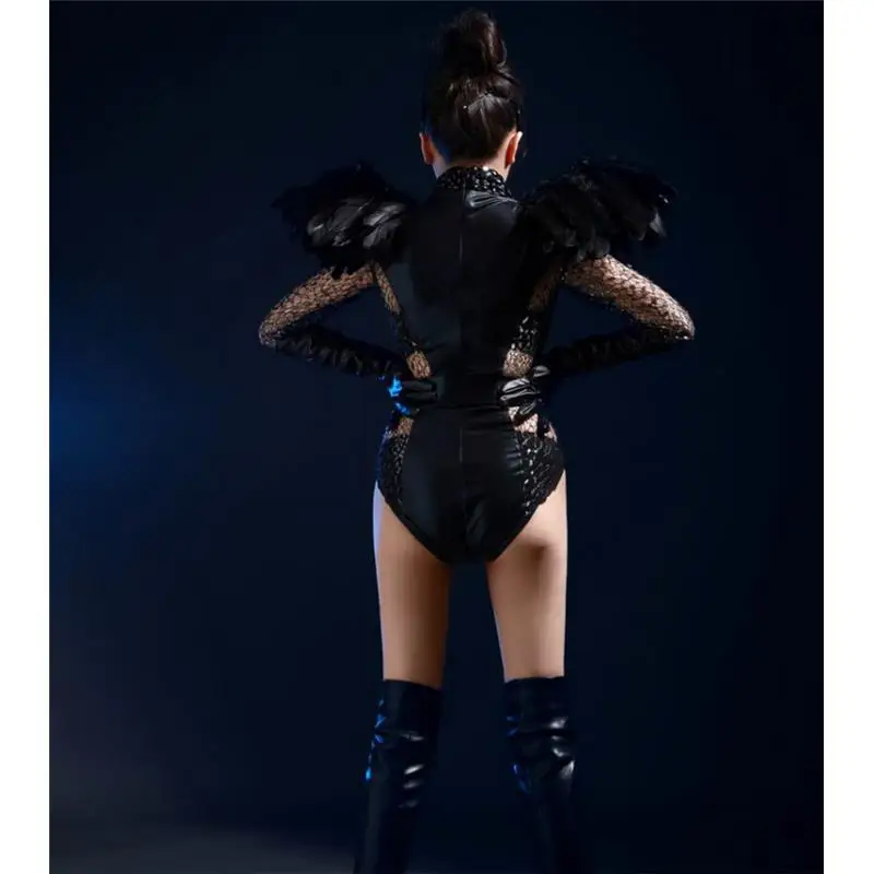 Костюм с черными перьями кожаный боди модная цельный сетчатый костюм для ночного