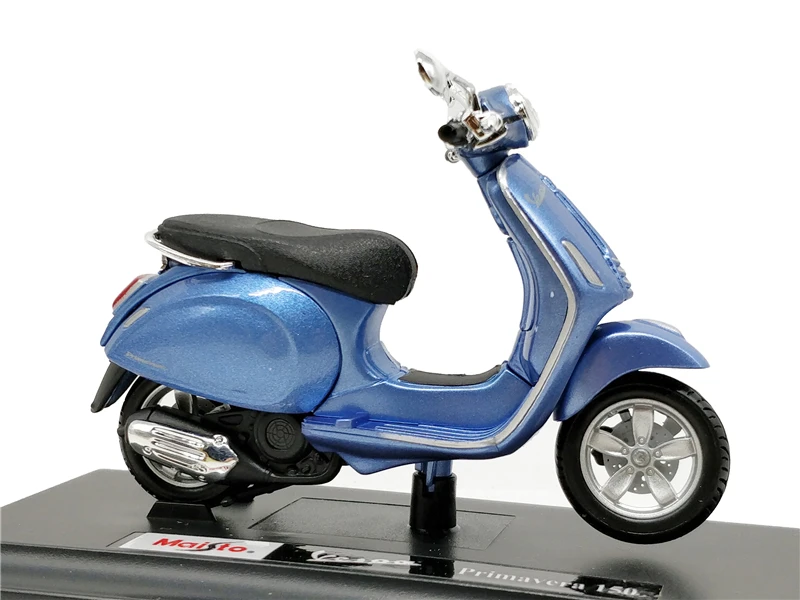 Maisto 1:18 PIAGGIO Vespa Primavera 150 Scooter Diecast Model Motorcycle Toy Bike