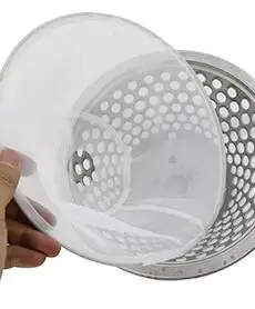 Небольшая коммерческая машина для приготовления соевого молока мощной мощности.