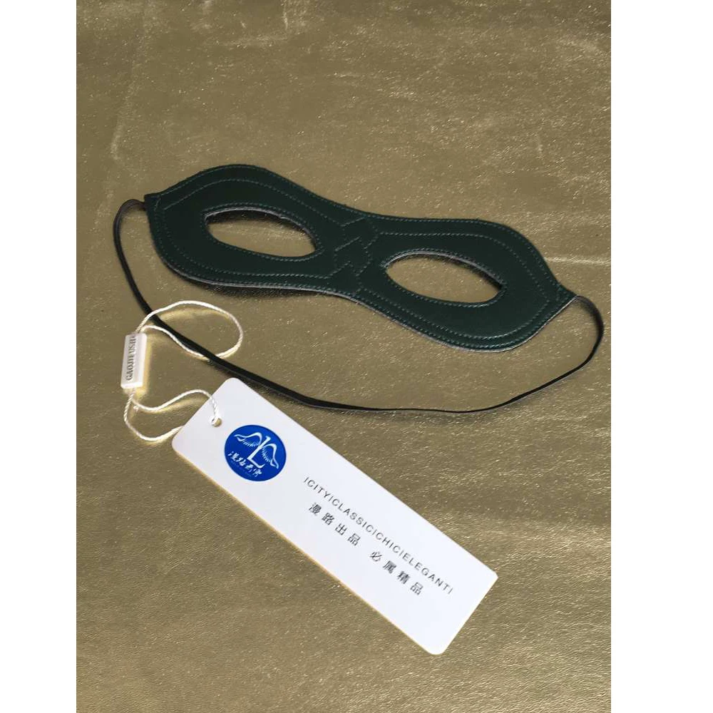 

MANLUYUNXIAO TV Series Green Arrow Season 4 Oliver Queen Cosplay Mask Halloween Cosplay Prop Mens Eye Mask for Party