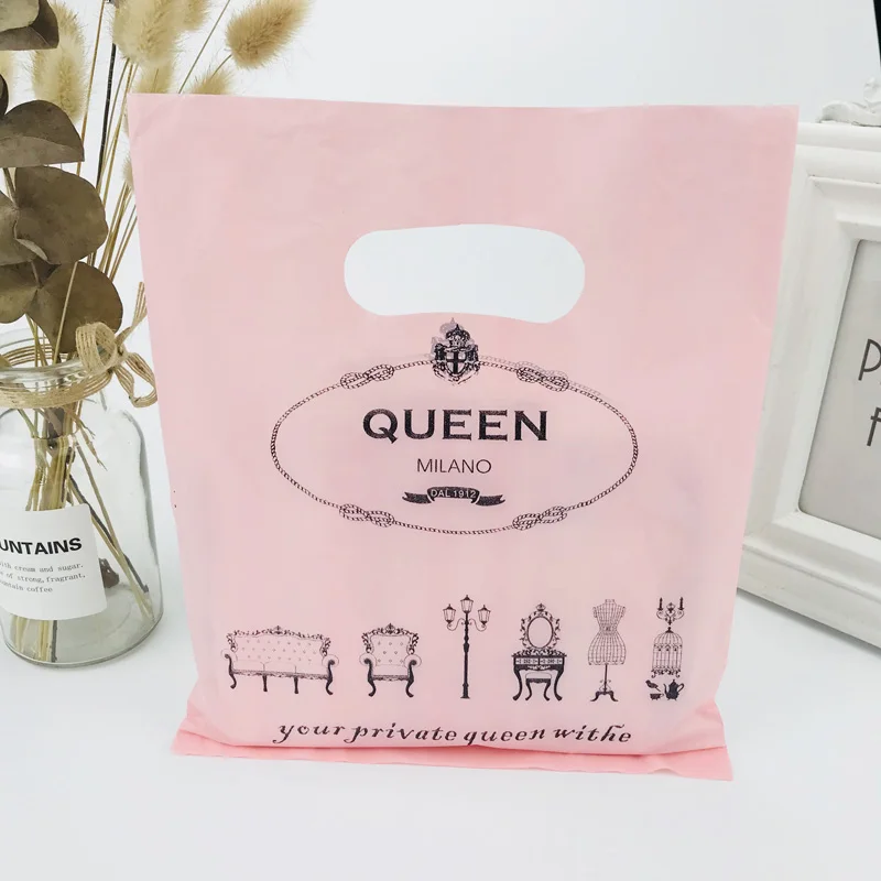 

100PCS Pink Cartoon Letter Wedding Plastic Gift Bag With Handle 20X25CM Christmas Gift Bag Jewelry Bag