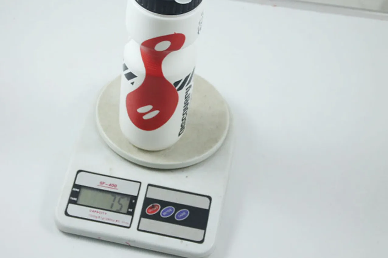 650 мл велосипед бутылка для воды Велосипедный спорт портативный чайник пластик