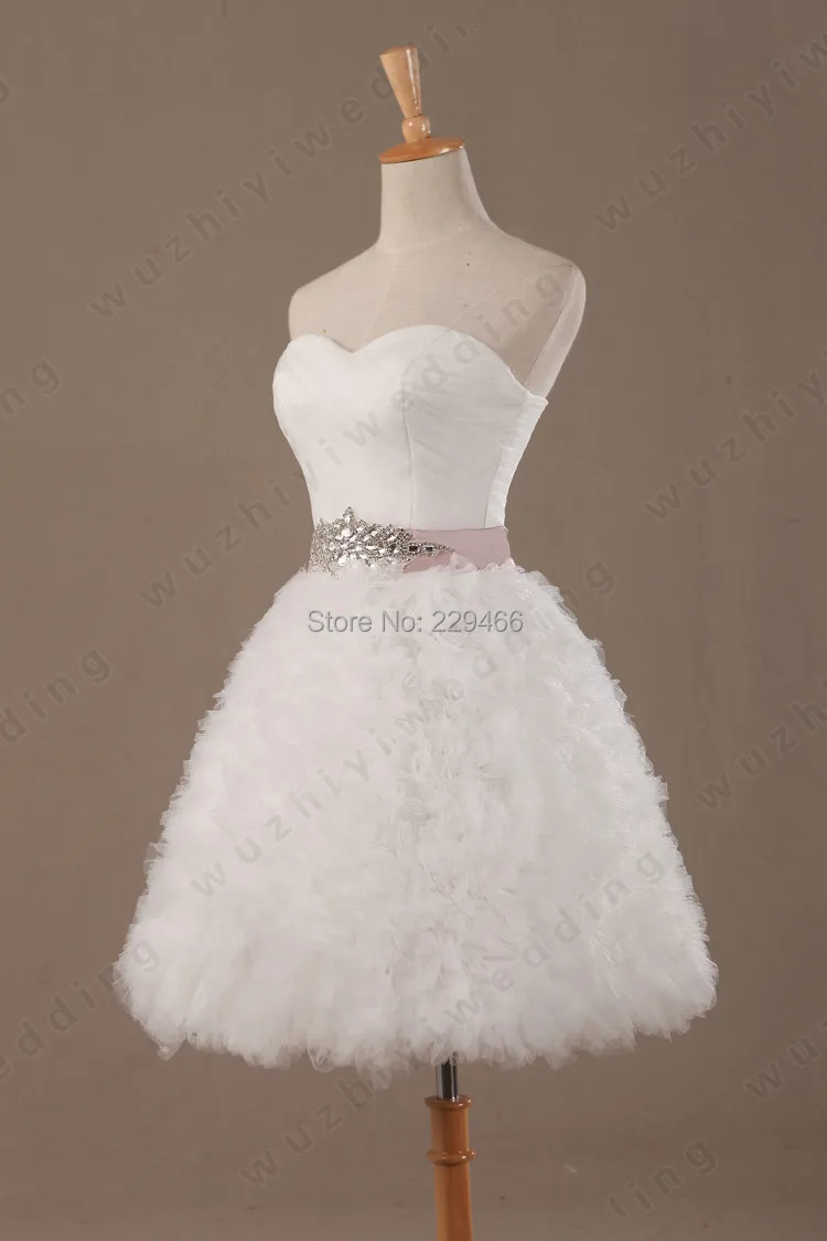 Женское Короткое свадебное платье WUZHIYI белое фатиновое с оборками и поясом из