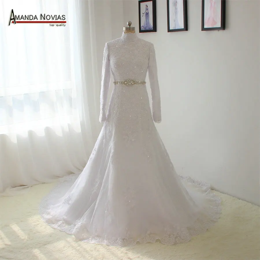 Женское свадебное платье с поясом и бусинами длинным рукавом высоким