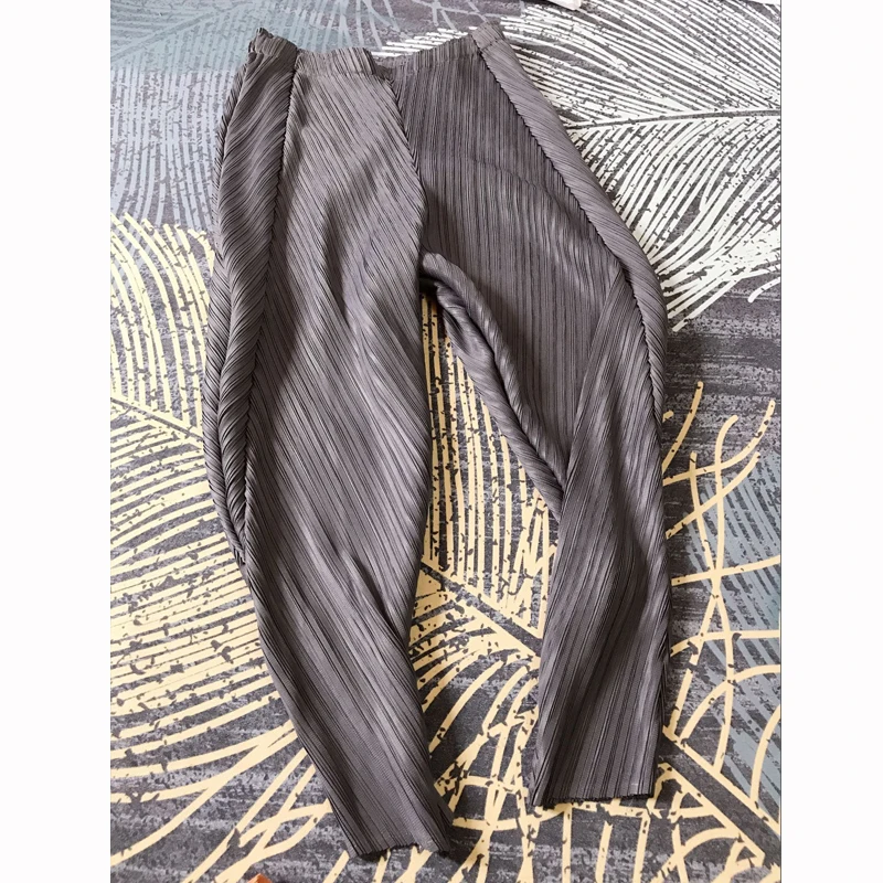 Женские свободные шаровары Changpleat однотонные плиссированные с эластичным поясом