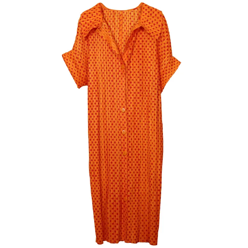 Женское летнее платье в горошек с коротким рукавом и отложным воротником |