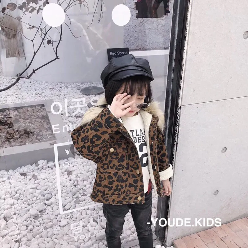 2018 winter new girls leopard lapel lambskin inner jacket fur collar short thick coat | Детская одежда и обувь