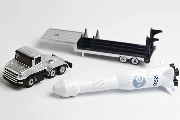 Литой Сплав модель ракеты игрушечный автомобиль ракета Транспортная Машина