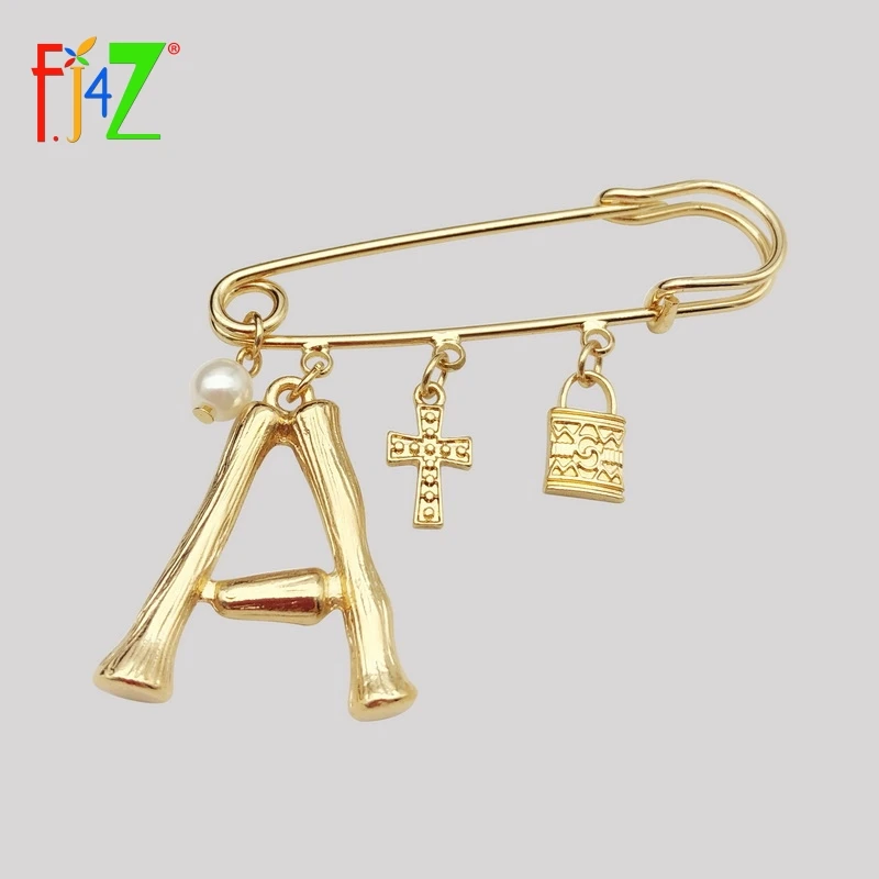 F. J4Z Новые популярные женские буквенные броши, сплав, маленькие A-Z, инициалы, крест, замок, жемчужные подвески, булавка брошь бижутерия, броши на булавке