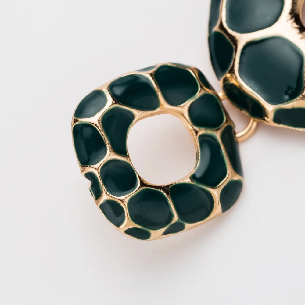 Модные большие серьги DiLiCa для женщин эффектные из эмалированного сплава