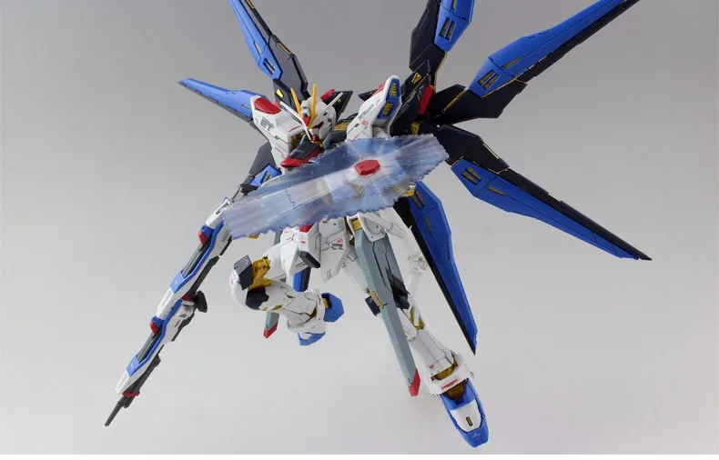 Япония RG 1/144 аниме Страйк Фридом Гундам Настоящая модель ZGMF-X20A модель Собранный робот фигурка gunpla детские игрушки Розничная коробка
