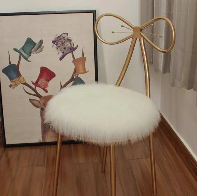 

Креативная белая мягкая подушка из искусственного меха, круглая подушка для стула, Подушка для офиса, бара, дивана, украшение для дома, подуш...