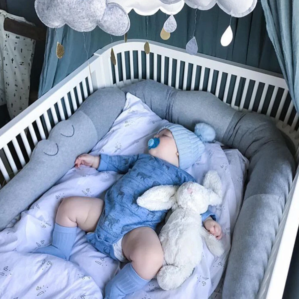 Бампер для кроватки Удобная подушка Junior кровать сон бампер детская комната декоративная мягкая игрушка в виде животного кровать рельс