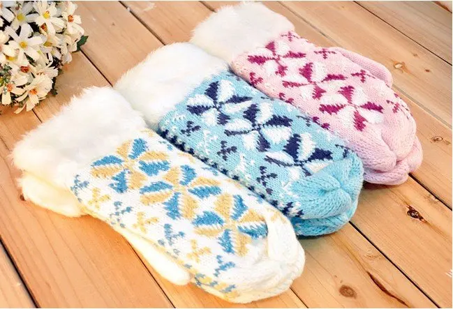 Free shipping! New arrival fashion lovely lady winter gloves warm feather hang neck wool | Аксессуары для одежды