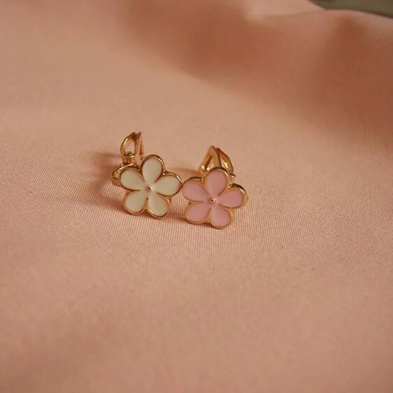 Grace Jun(TM) Korea Style Colorful Chick Flower Butterly Shape Enamel Clip on Earrings Without Piercing for Girls Party Jewelry | Украшения