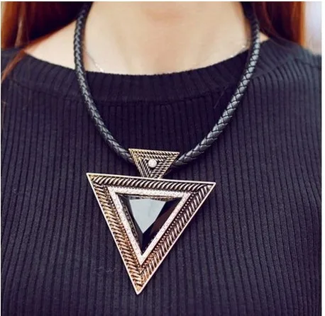 Новинка модное кожаное ожерелье с треугольным шнуром до ключиц чокер из смолы