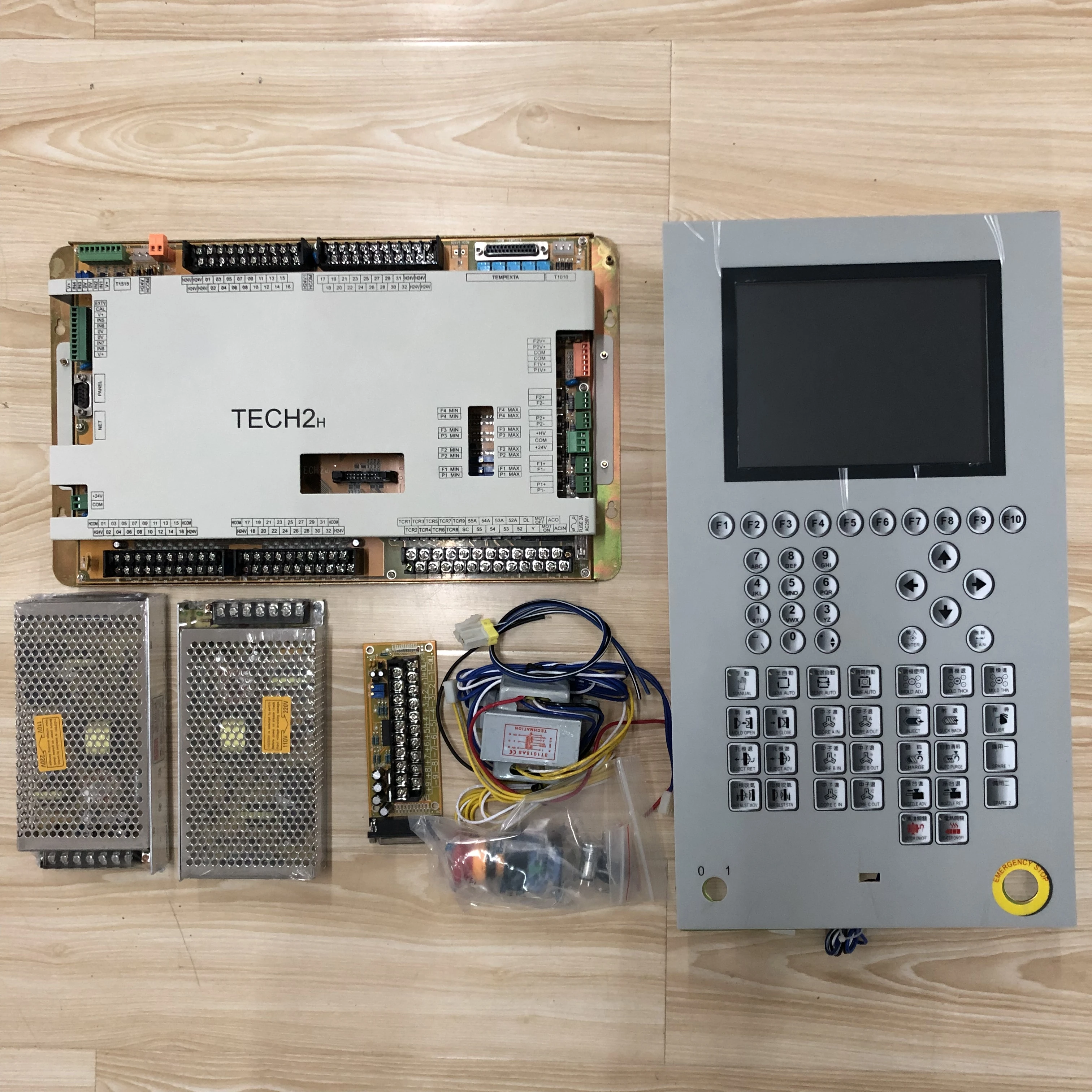 Текмейшн TECH2+ HMI Q8M полный набор системы управления для литья под давлением машины( бренд и) Гаити полный PLC