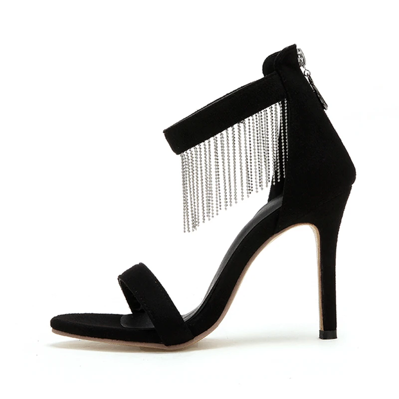 Женские босоножки на высоком каблуке с кисточками и ремешком