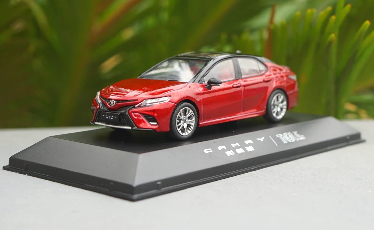 

1/43 Toyota Camry Sport 2018 Red Diecast model Collection