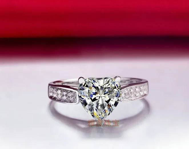 

Positive Real Moissanite Jewelry 18K White Gold Jewelry Test Positive Brand 2CT Engagement Moissanite Heart Diamond Ring