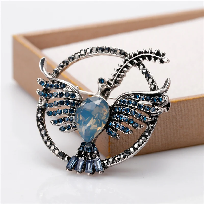 Винтажная бижутерия летающая брошь с орлом Стразы полностью хрустальные булавки