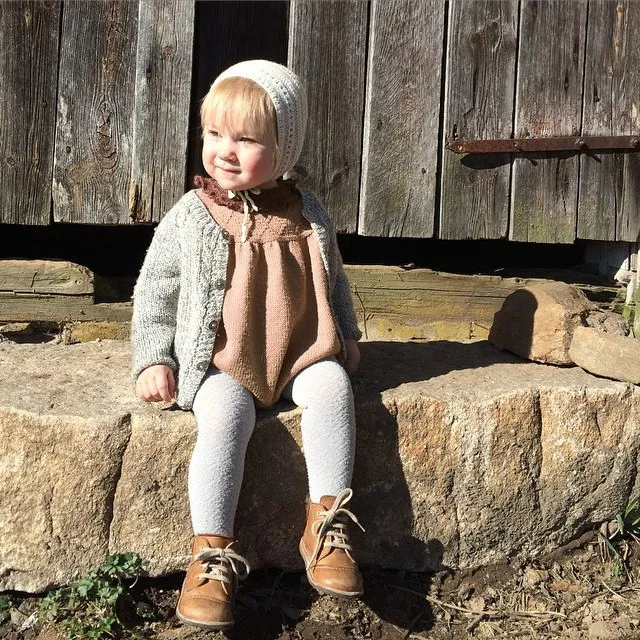 Детские комбинезоны новинка 2017 вязаный крючком комбинезон карамельных цветов