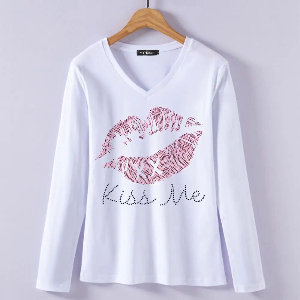 Женская хлопковая футболка с длинным рукавом надписью Kiss Me Lips|Футболки| |