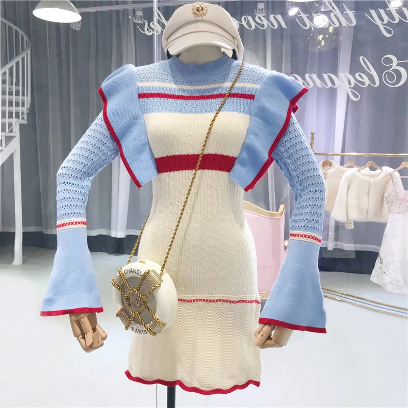 ALPHALMODA осенне-зимнее платье 2018 с расклешенными рукавами и оборками модное