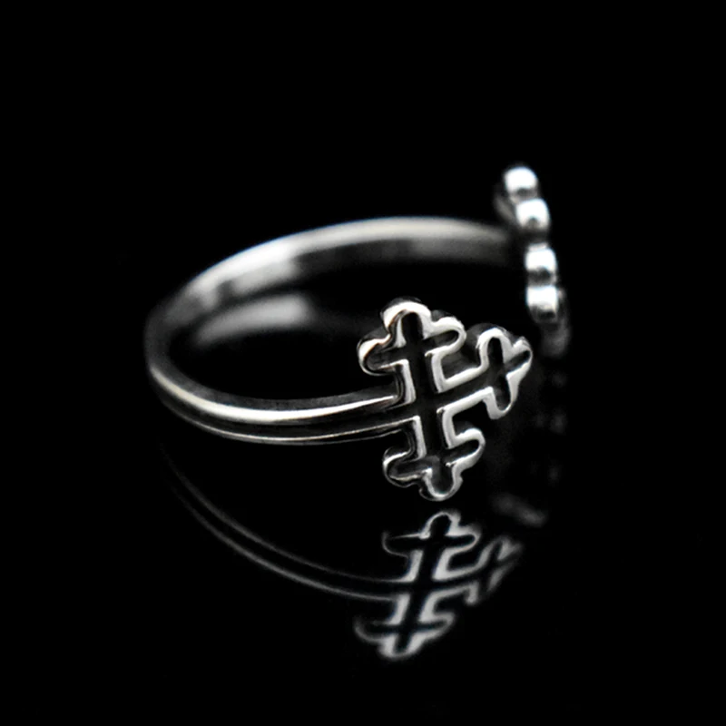 Кольцо женское из серебра 925 пробы с треугольным крестом регулируемое | Украшения