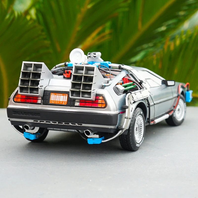 1:18 DMC Deronin возвращается в будущее модель автомобиля из сплава высокая имитация