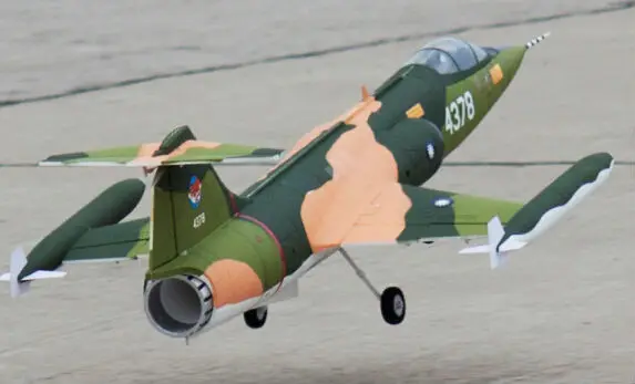 Freewing Электрический радиоуправляемый самолет F104 Звездный истребитель RTF без